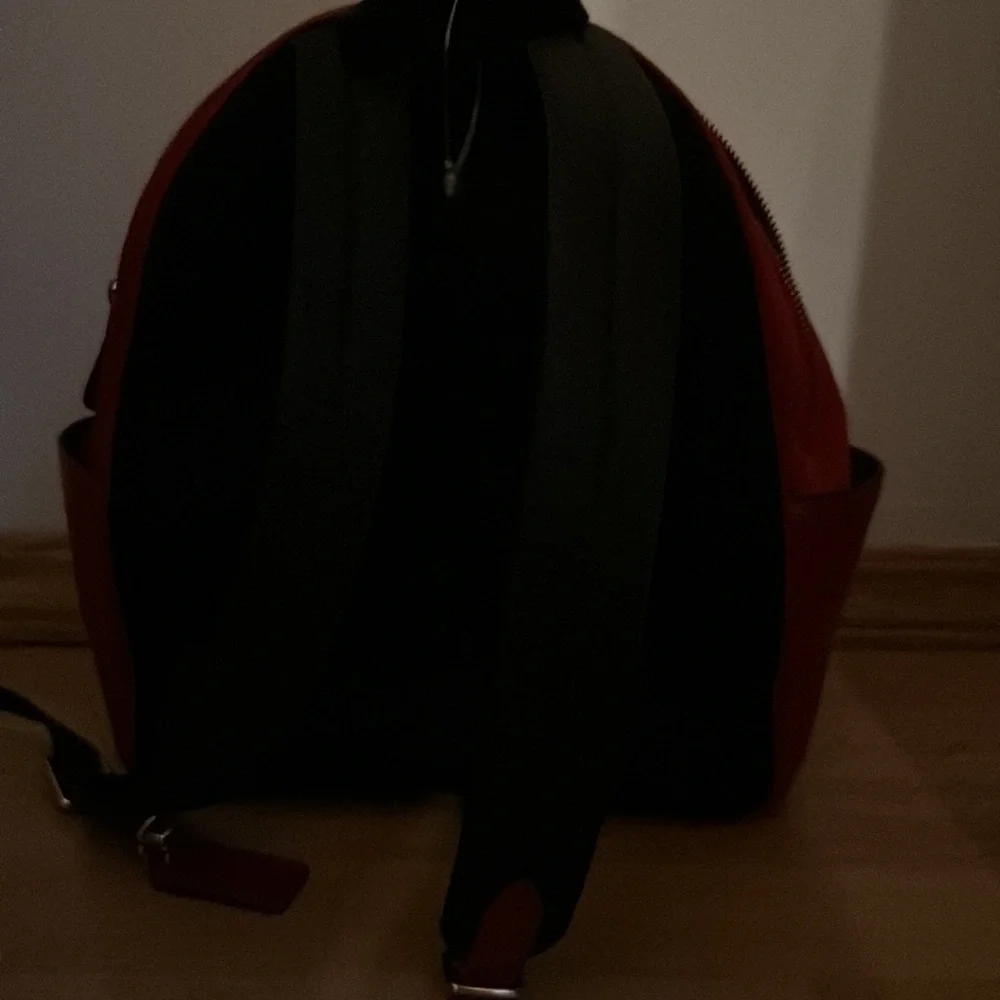 Coach backpack - Picture 2 of 2